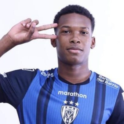 Newcastle aposta em jovem extremo equatoriano