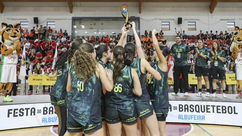 AB Porto ergueu o troféu em sub-16 femininos em 2025 pelo terceiro ano consecutivo