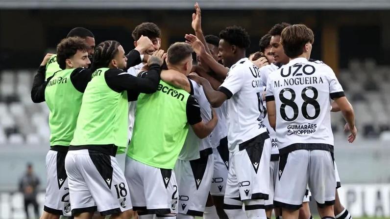 Dress code: apenas roupas brancas em evento é exigido