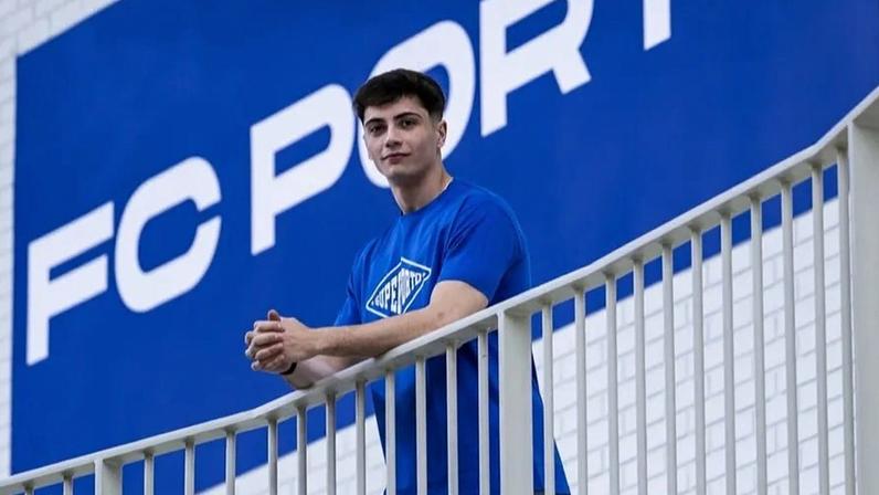 António Martínez renova contrato com o FC Porto até 2027