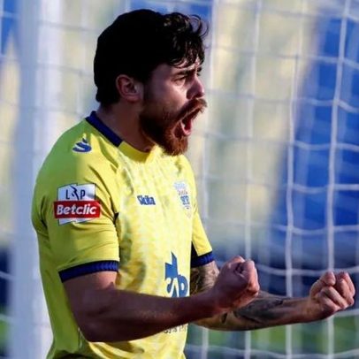 Trezza volta a constar nas contas de Vasco Seabra