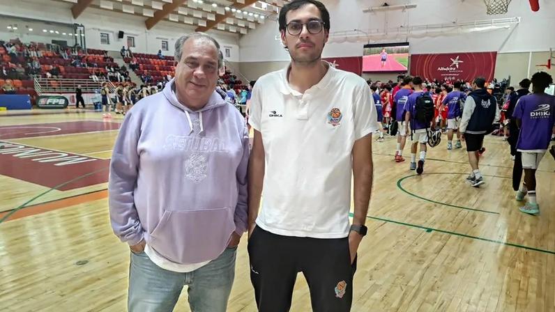 João e Tiago Castanho são pai e filho e fazem da equipa técnica da AB Setúbal