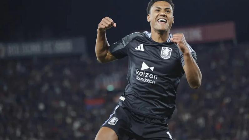 Aston Villa vence Bolonha 3-1, com erros dos anfitriões