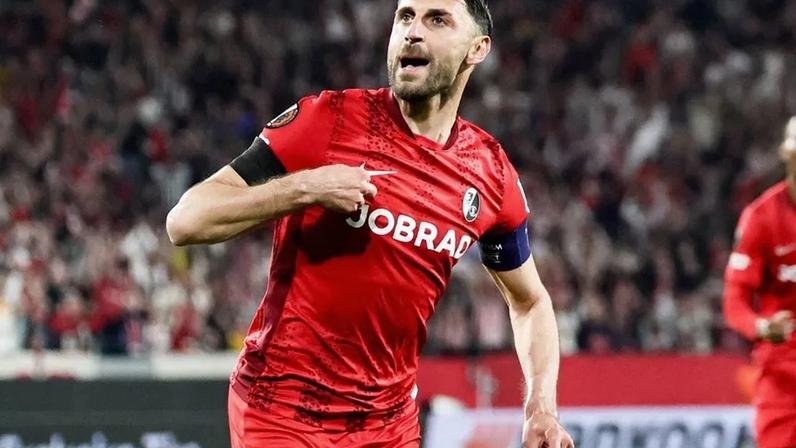 Friburgo vence Celta por 3-0 e espanhóis ficam sob pressão