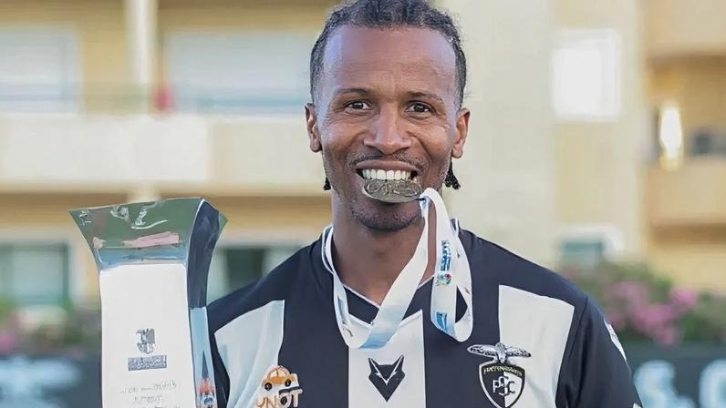 Sérgio Semedo deseja que ambos possam sorrir no final da época