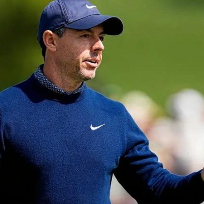 Rory McIlroy assume liderança isolada no Masters de Augusta