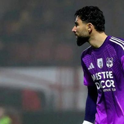 Vitor Hugo, guarda-redes do Lourosa, inspirado por Dida e Courtois