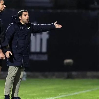 Pontuar fora contra melhores equipas é melhor que perder, diz Vasco Costa