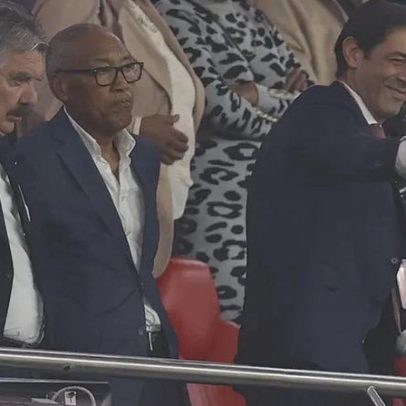 João Gabriel: PM e ministros presentes em Alvalade e Dragão, na Luz