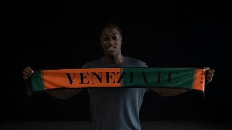 Doumbia, alvo do Sporting, surge no radar do Benfica