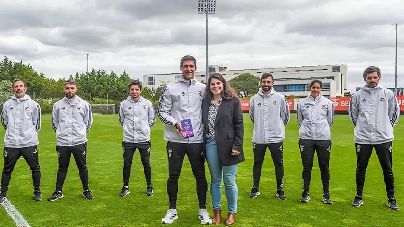 Benfica recebe prémio de melhor equipa técnica de março na Liga BPI