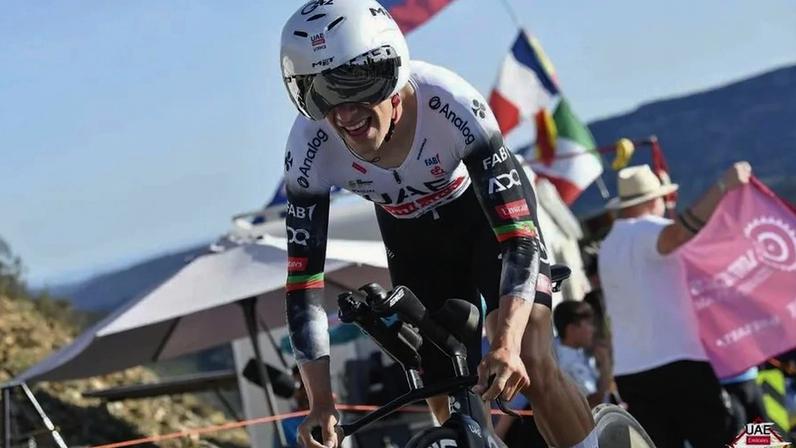 João Almeida prepara-se para o crono do Giro