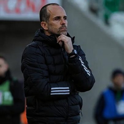 Baltazar descreve equilíbrio da Liga polaca: campeonato taticamente fechado