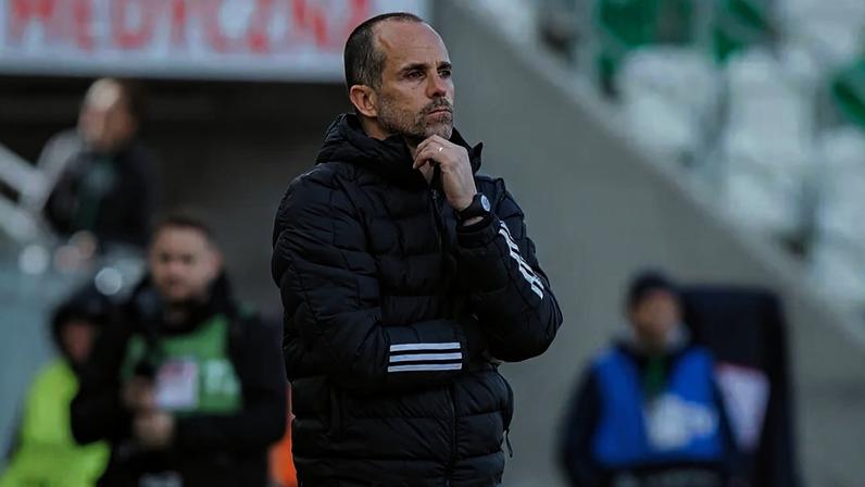Rigor defensivo ajuda a explicar equilíbrio da Liga polaca