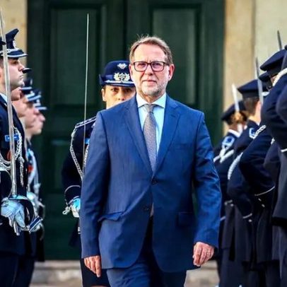 Sem carro e com nove imóveis, património de Luís Neves, novo MAI