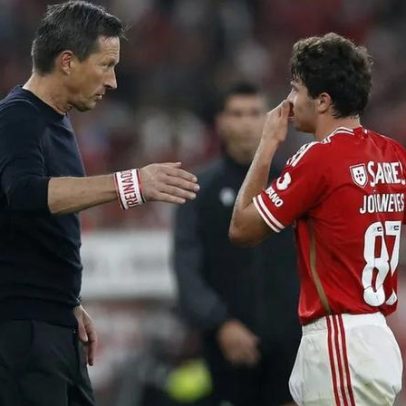 João Neves tem segredo de classe mundial no futebol de praia, diz Schmidt