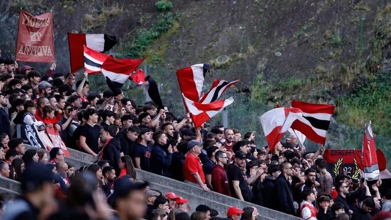 Adeptos do Sp. Braga mobilizam-se para apoiar a equipa na Andaluzia