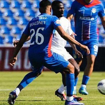 Regresso de Ofori amplia opções de meio-campo na reta final