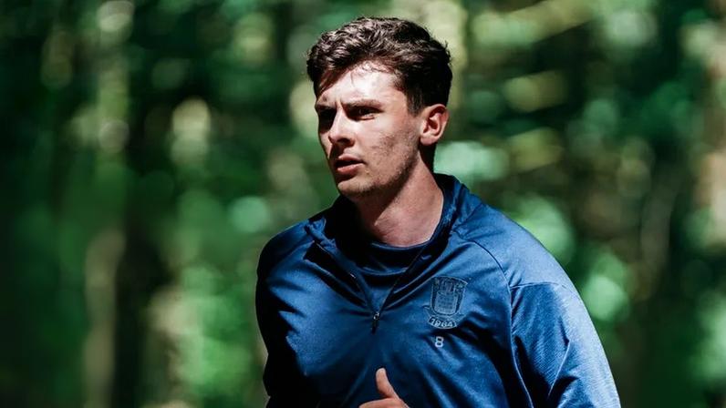 Médio bósnio ligado ao FC Porto orientado por Farioli e Mourinho