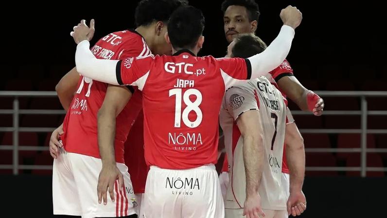 Benfica festeja vitória na Luz