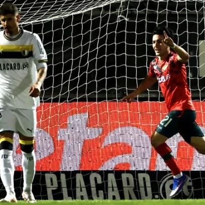 Rodrigo Alonso avança com esforço próprio