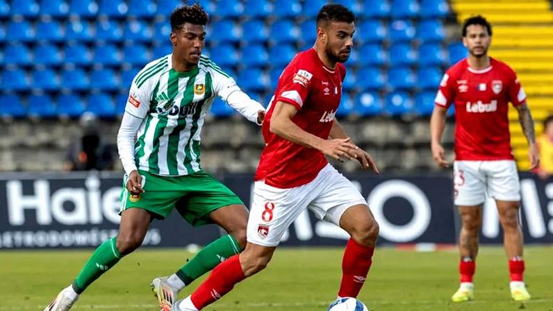 Tamble tenta estreia a marcar pelo Rio Ave