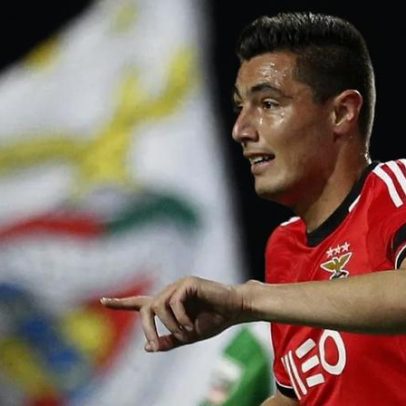 Benfica reage ao fim de carreira de Cardozo