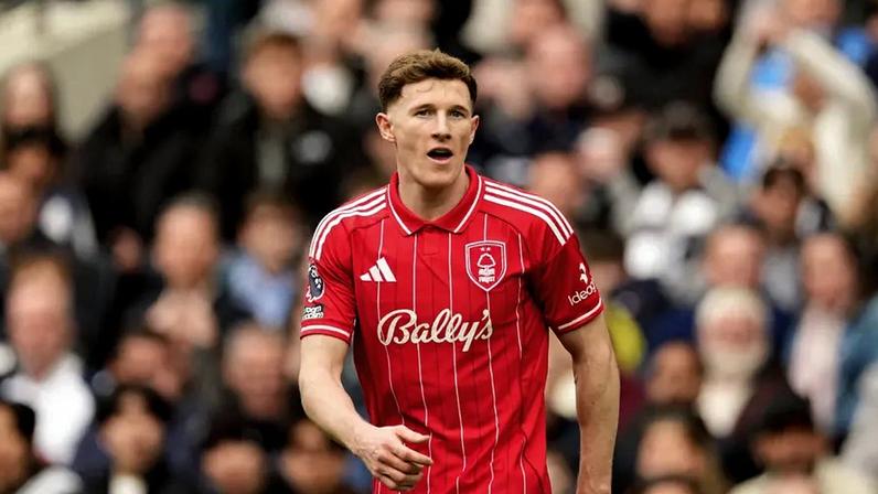 Jogador do Nottingham Forest falha jogo com o FC Porto por morte da mãe