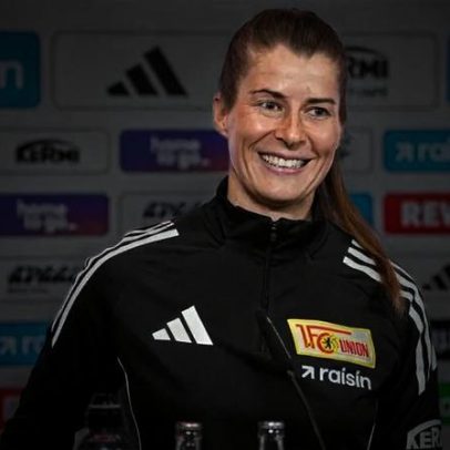 Treinadora do Union Berlin reage a insultos sexistas: expõe quem publica