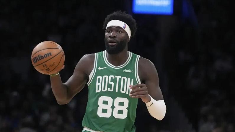 Neemias Queta nomeado para Atleta do Ano