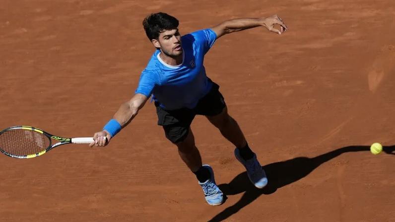 Carlos Alcaraz lesionou-se no ATP 500 de Barcelona
