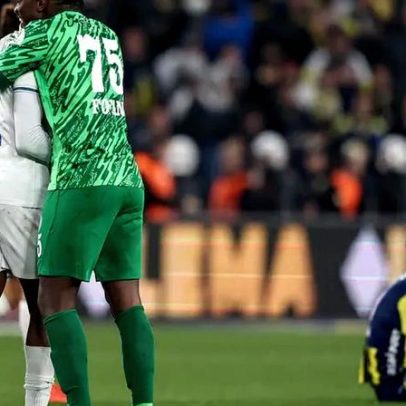 Talisca e Aktürkoglu marcam, Fenerbahçe empata em casa no último lance