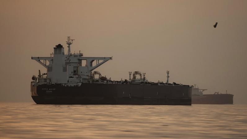 20 mil marinheiros retidos em Ormuz com escassez de água e comida