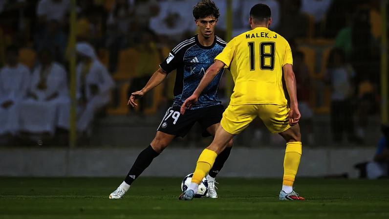 João Félix em dúvida para as meias-finais da Champions 2 da Ásia