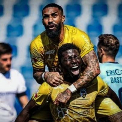 Farense vence Vizela por 2-0 e reforça luta pela permanência