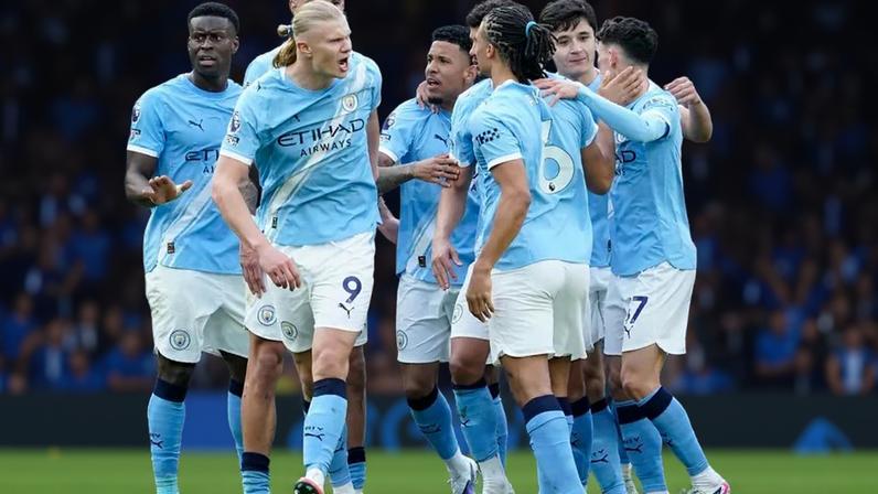 Man City vence Arsenal 2-1, deixando os Gunners sob pressão