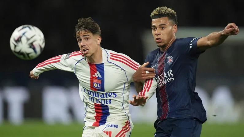 Afonso Moreira eleito o MVP no embate de Paris