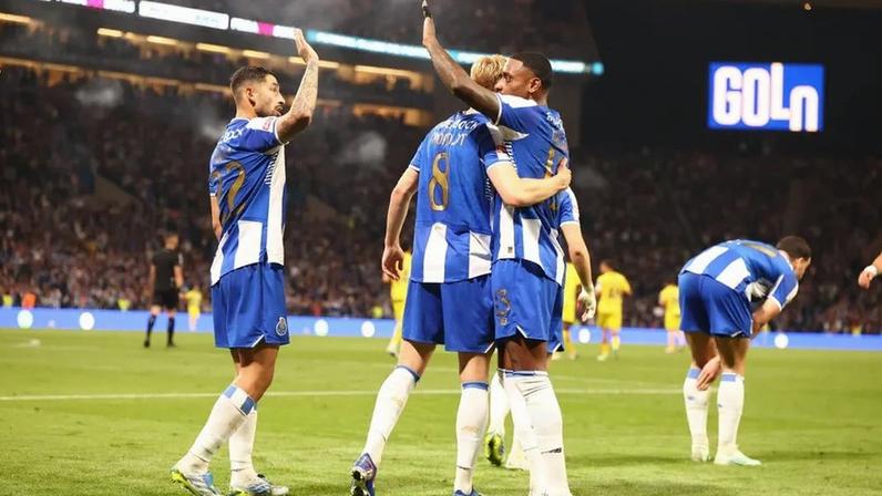 FC Porto mira o título e o recorde de pontos