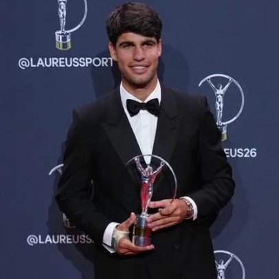 Carlos Alcaraz e Aryna Sabalenka vencem prémio Laureus