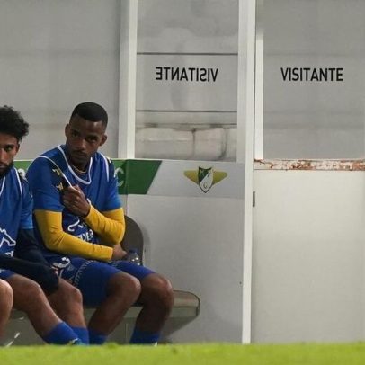 Ian Cathro admite primeira parte não foi ótima, mas não foi a pior