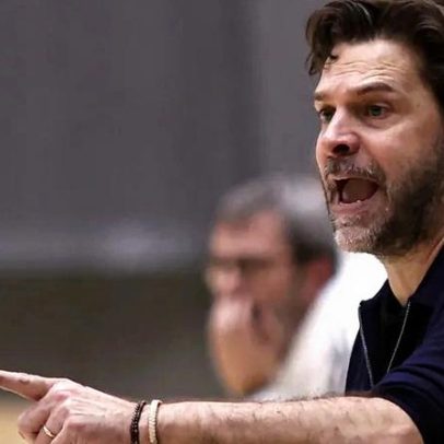 Edo Bosch diz que critérios iguais dos árbitros favorecem o bom jogo no dérbi