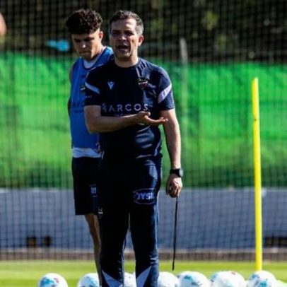 Luís Castro quer manter o Levante na La Liga