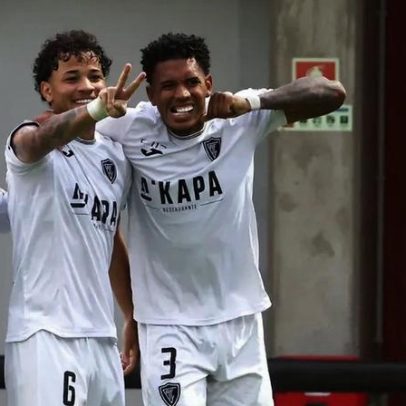 Académica de Viseu vence Sp. Braga por 2-0 e aproxima-se da glória