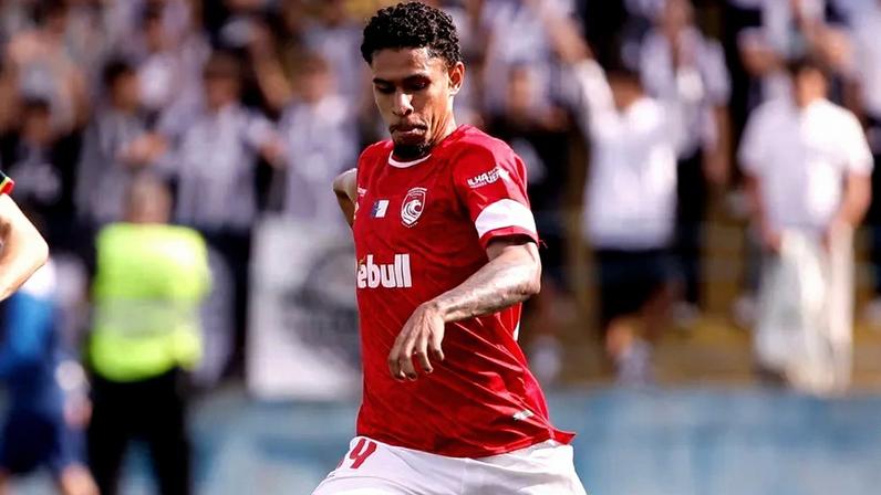 Paulo Victor em ação