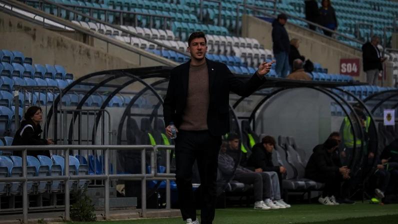 Filipe Costa, filho de Rui Costa, quer construir o próprio caminho no futebol