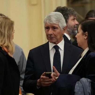 Ministro italiano do Desporto reage a Trump: qualificação deve ser em campo