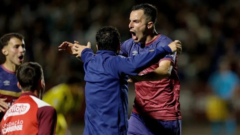 Torreense festeja apuramento para a final da Taça de Portugal, a segunda da sua história