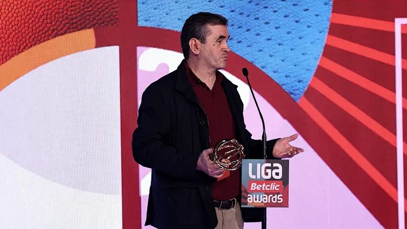 Norberto Alves, técnico do Benfica, distinguido na Liga Betclic