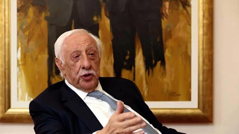 Rei dos Frangos, António José dos Santos, Valouro