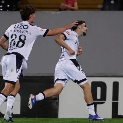 Tony Strata é o jogador da semana da Liga Record